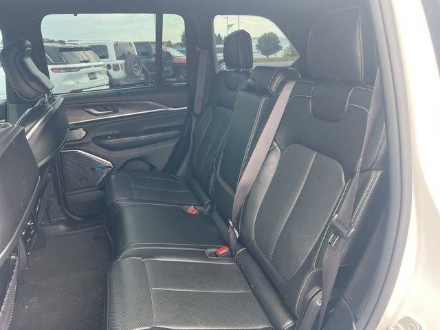 2023 Jeep Grand Cherokee Overland 4x4