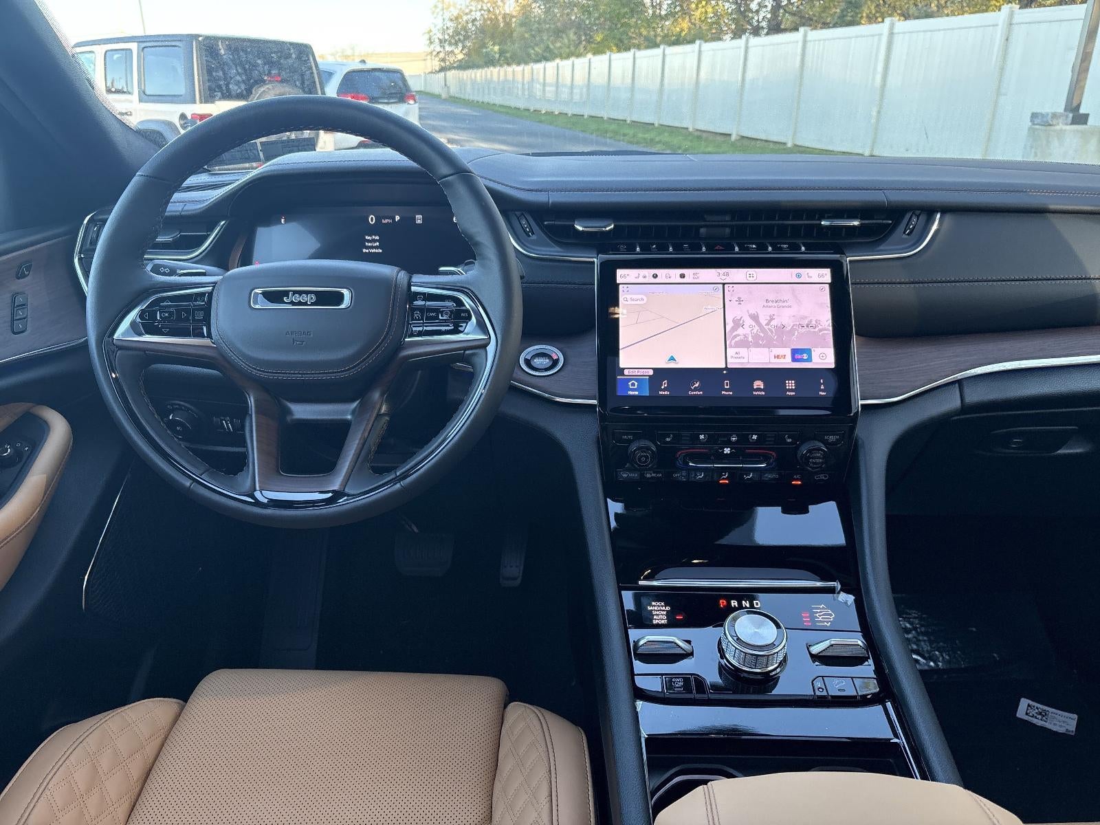 2025 Jeep Grand Cherokee Summit 4x4