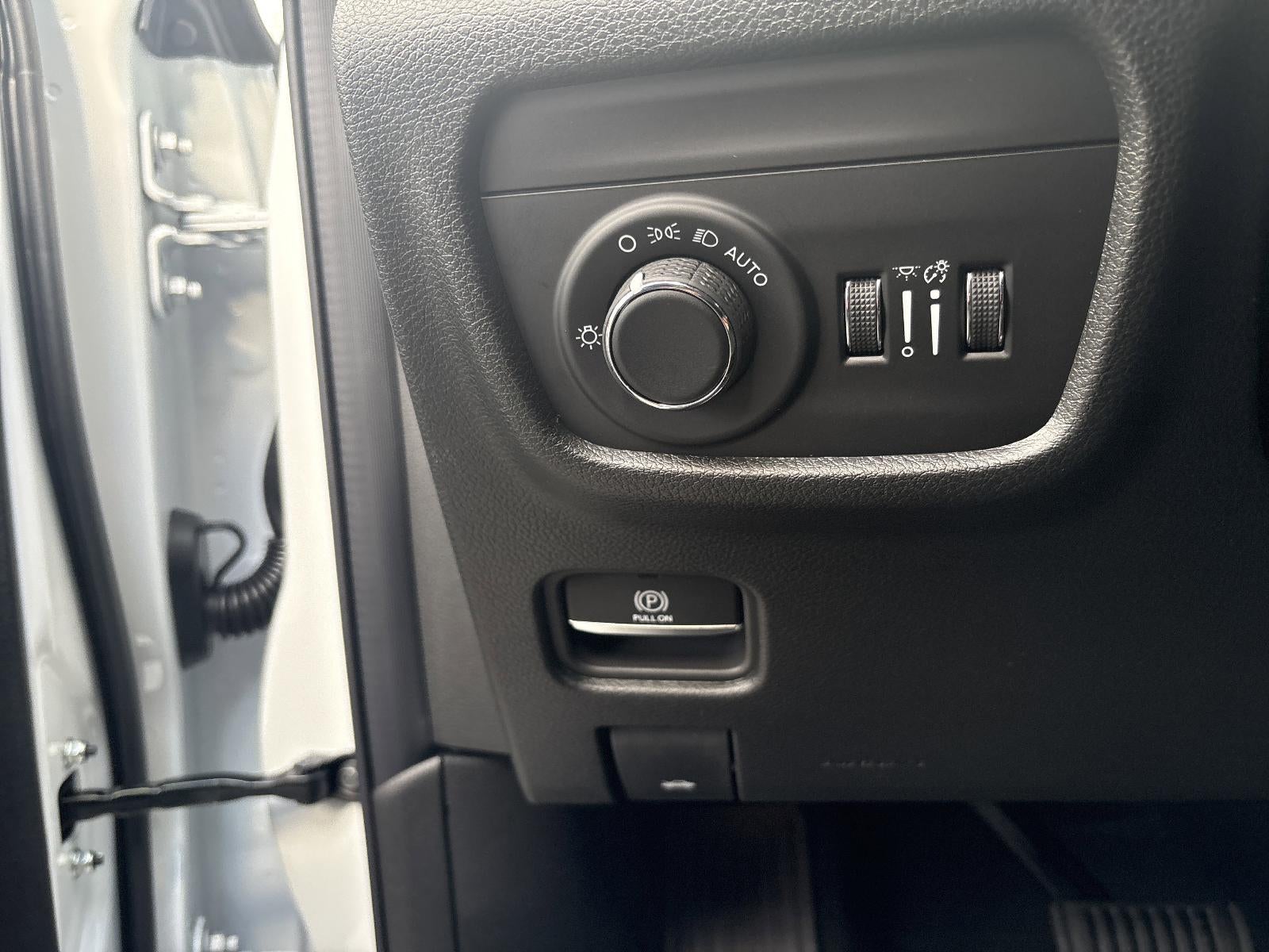 2025 Jeep Grand Cherokee L Altitude X 4x4