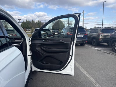 2025 Jeep Grand Cherokee L Altitude X 4x4