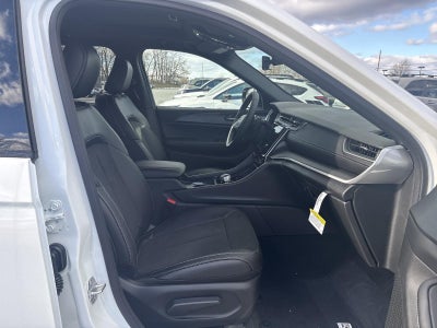 2025 Jeep Grand Cherokee L Altitude X 4x4