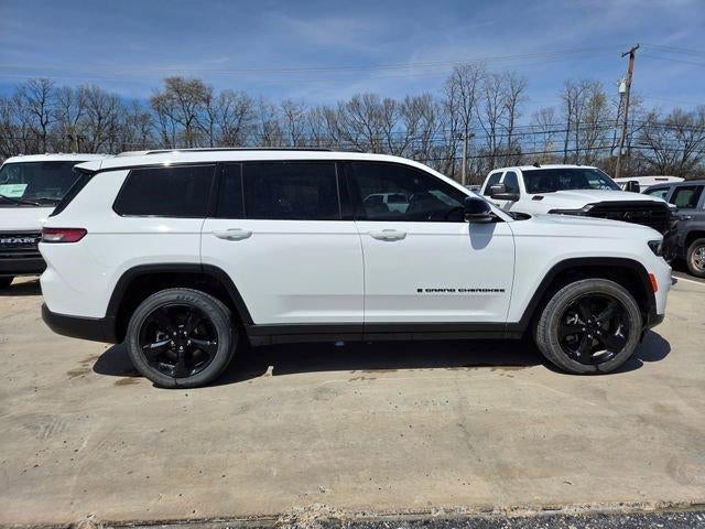2023 Jeep Grand Cherokee L Altitude 4x4