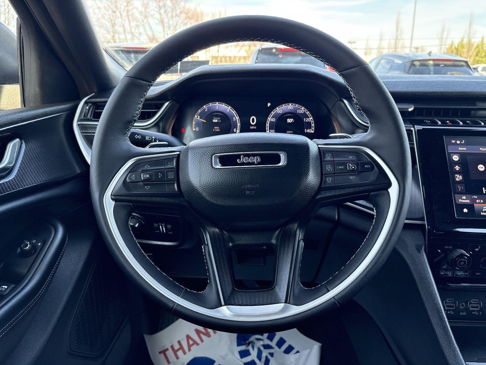 2025 Jeep Grand Cherokee L Laredo 4x4