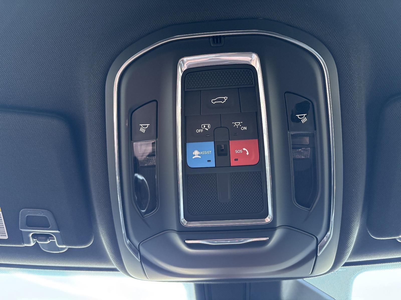 2025 Jeep Grand Cherokee L Laredo 4x4