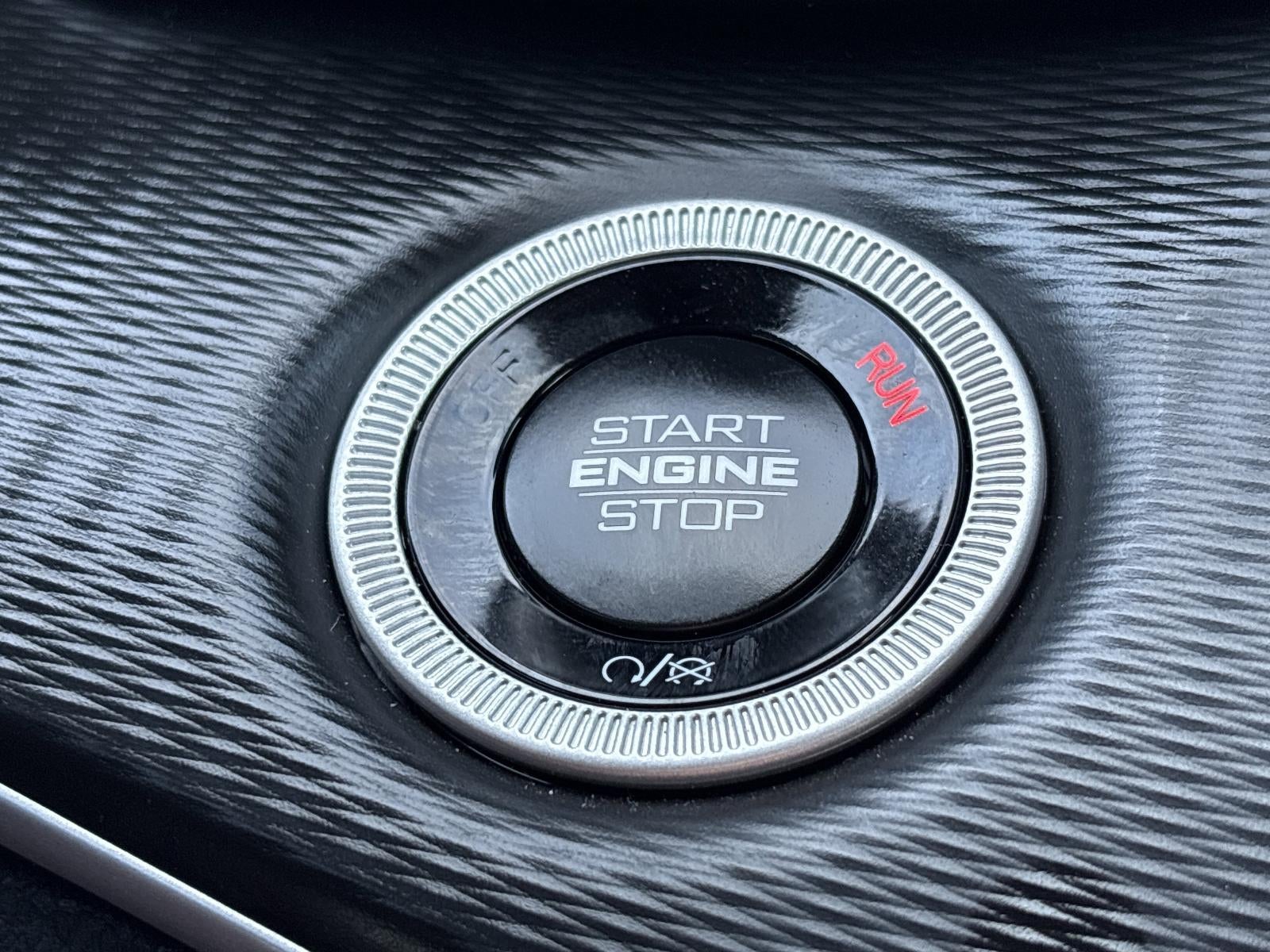 2025 Jeep Grand Cherokee L Laredo 4x4