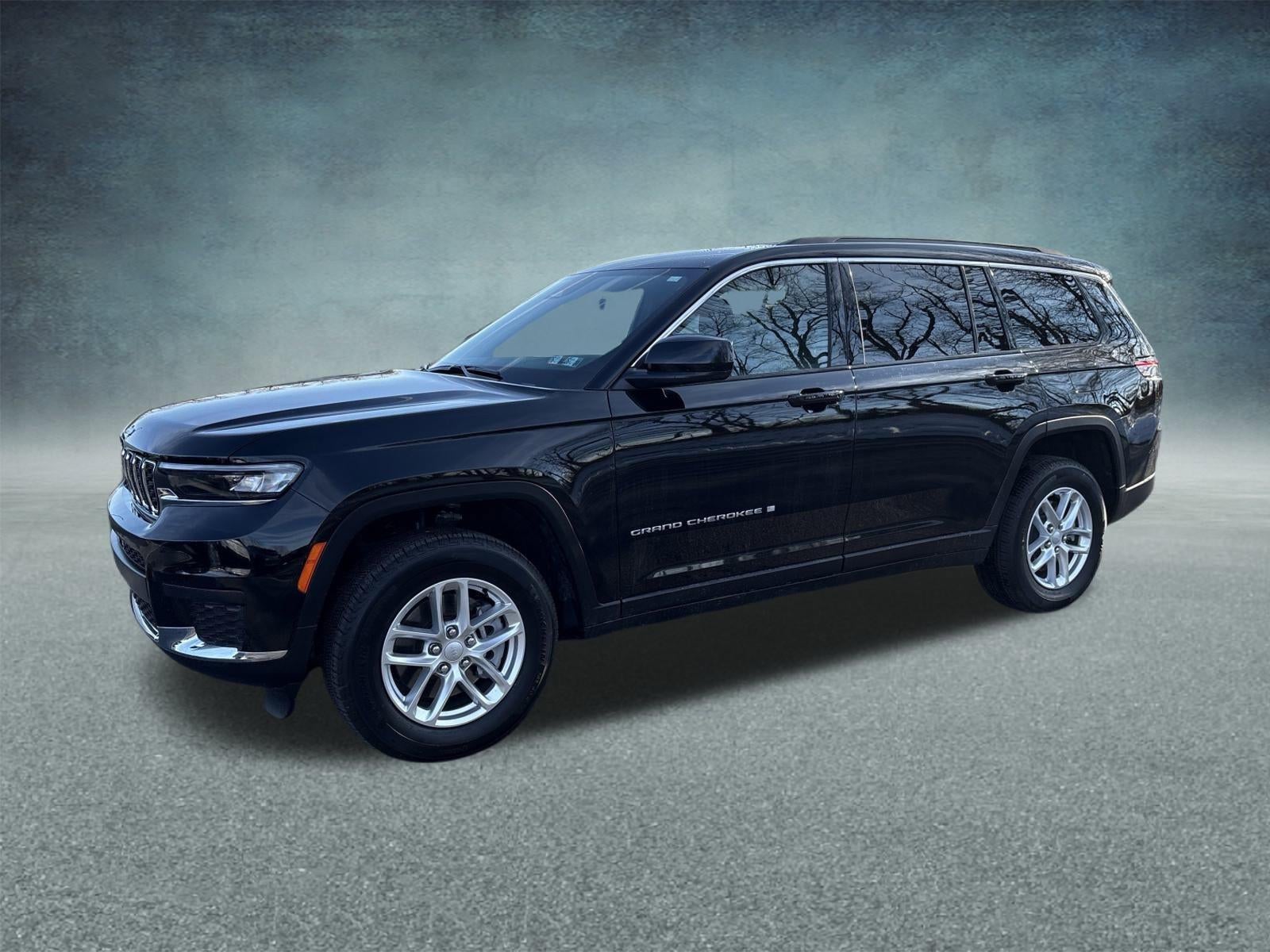 2025 Jeep Grand Cherokee L Laredo 4x4