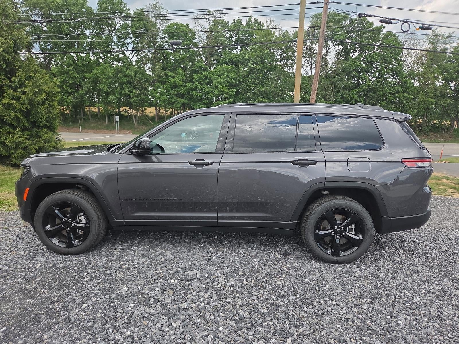 2025 Jeep Grand Cherokee L Limited 4x4