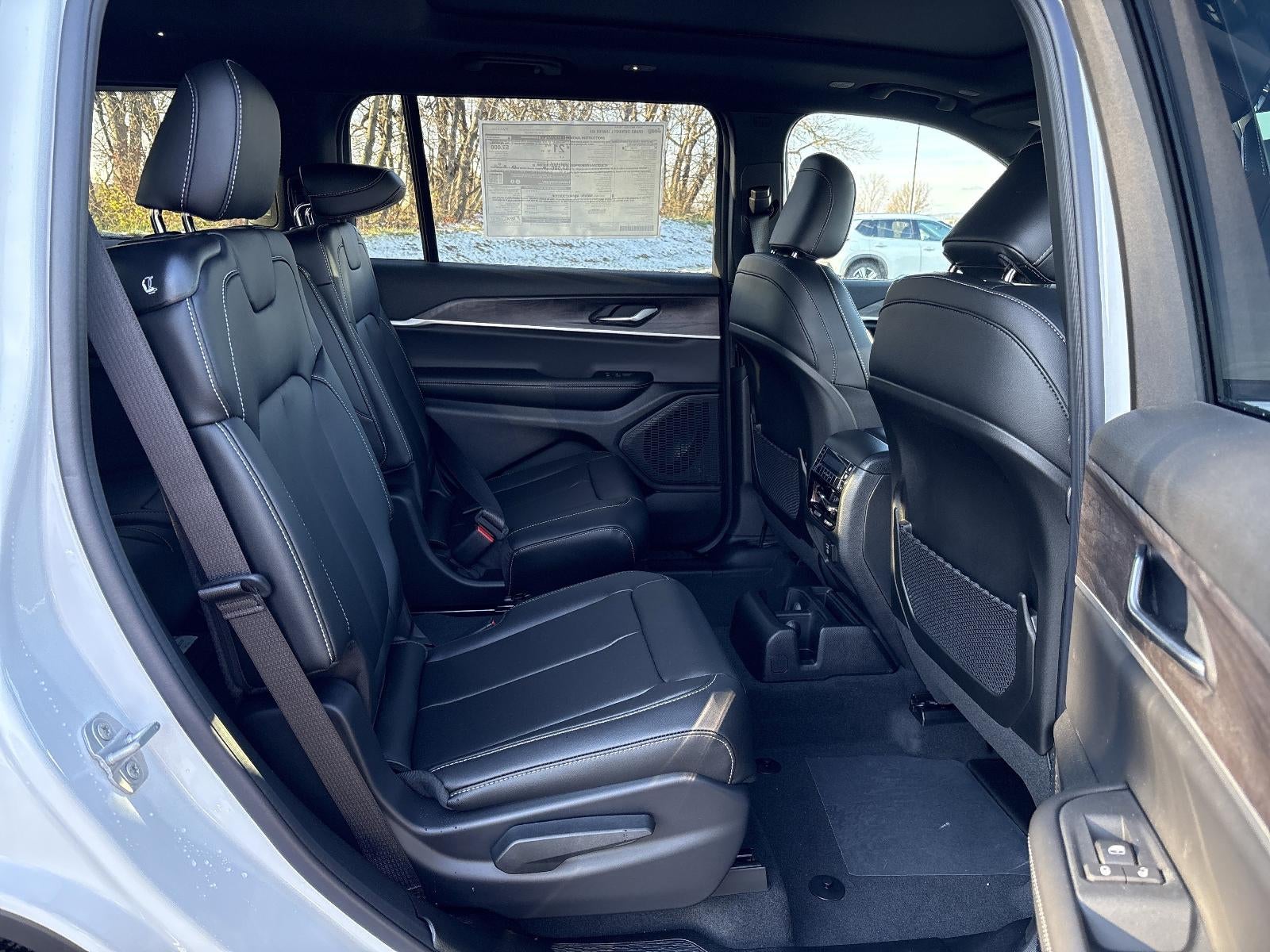 2025 Jeep Grand Cherokee L Limited 4x4