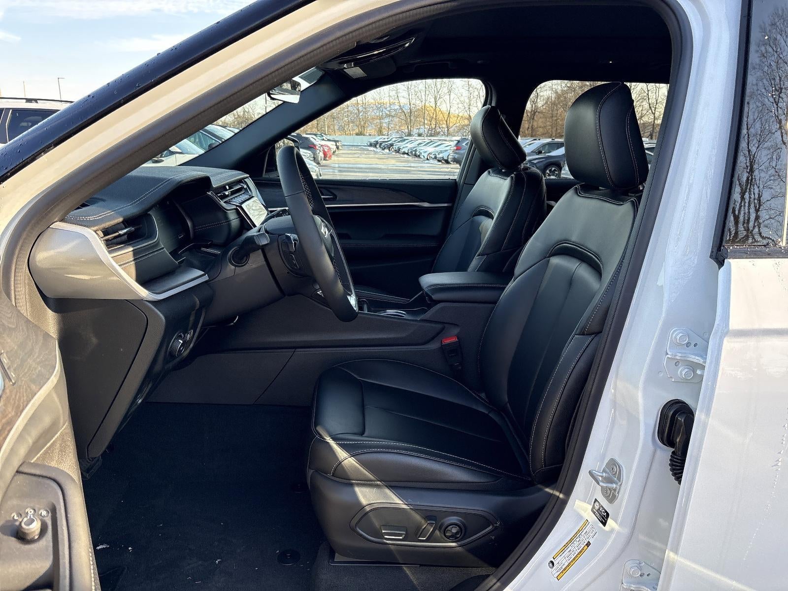 2025 Jeep Grand Cherokee L Limited 4x4