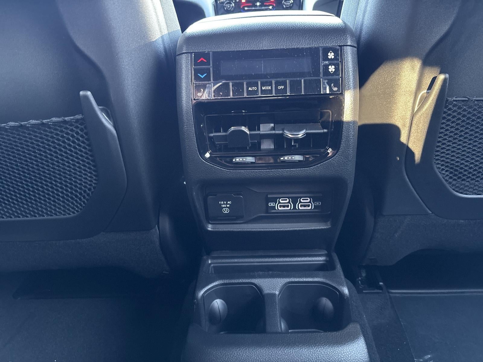 2025 Jeep Grand Cherokee L Limited 4x4