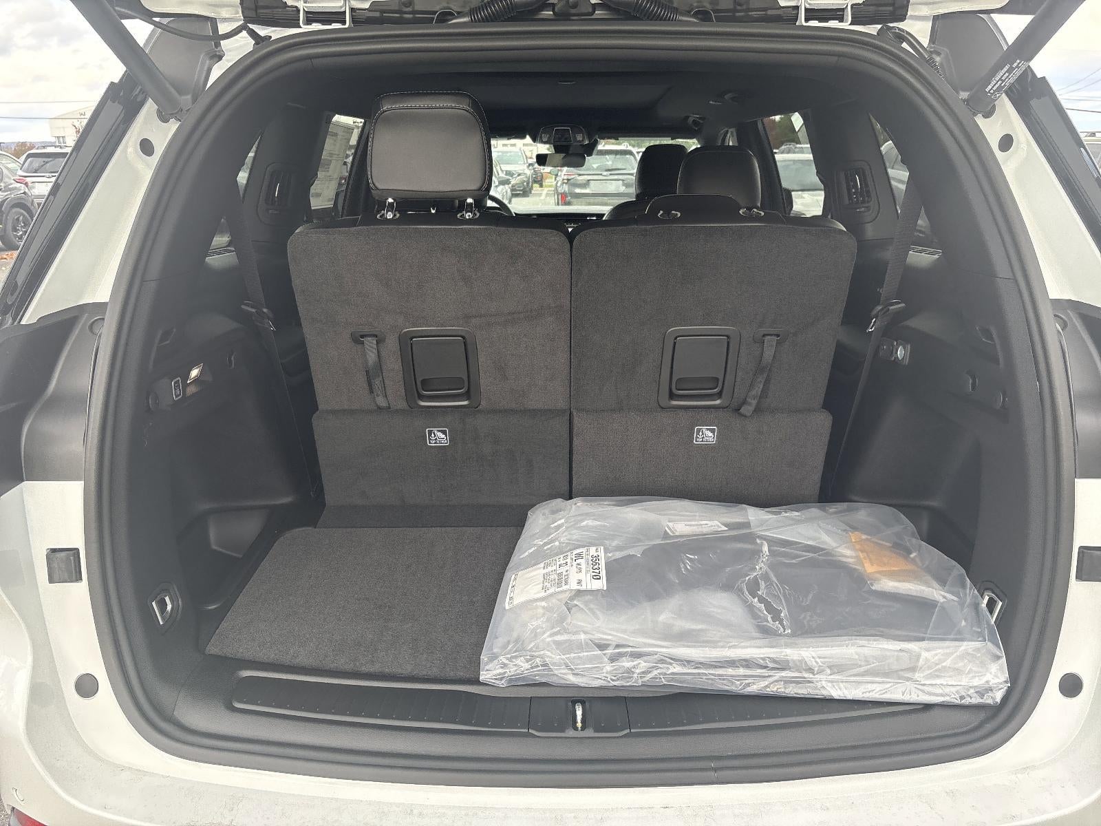 2025 Jeep Grand Cherokee L Limited 4x4