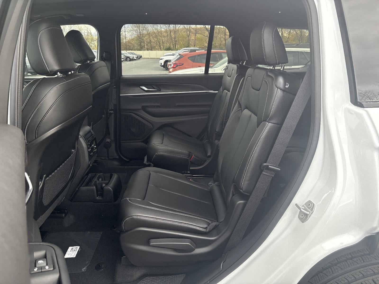 2025 Jeep Grand Cherokee L Limited 4x4