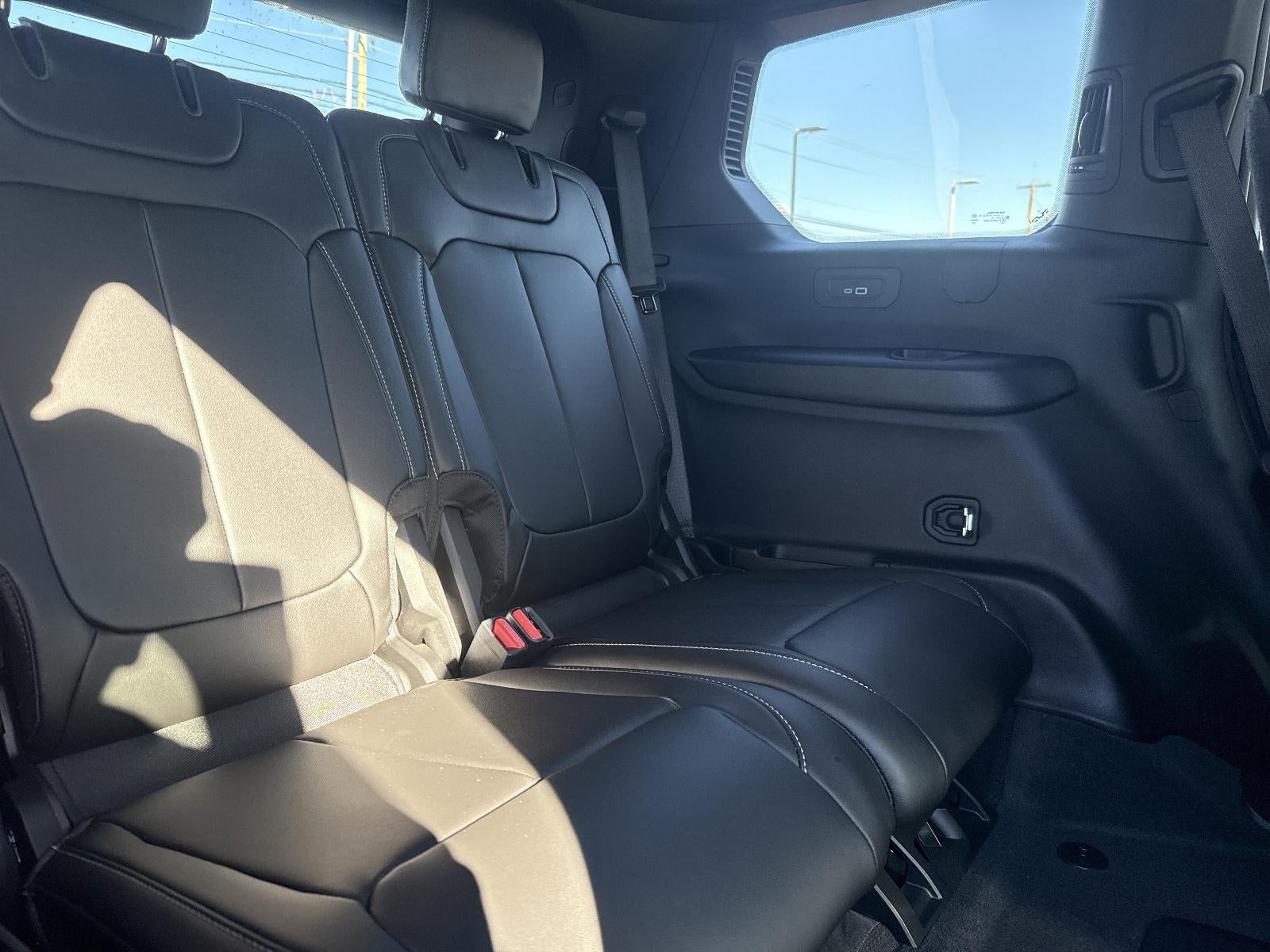 2025 Jeep Grand Cherokee L Limited 4x4