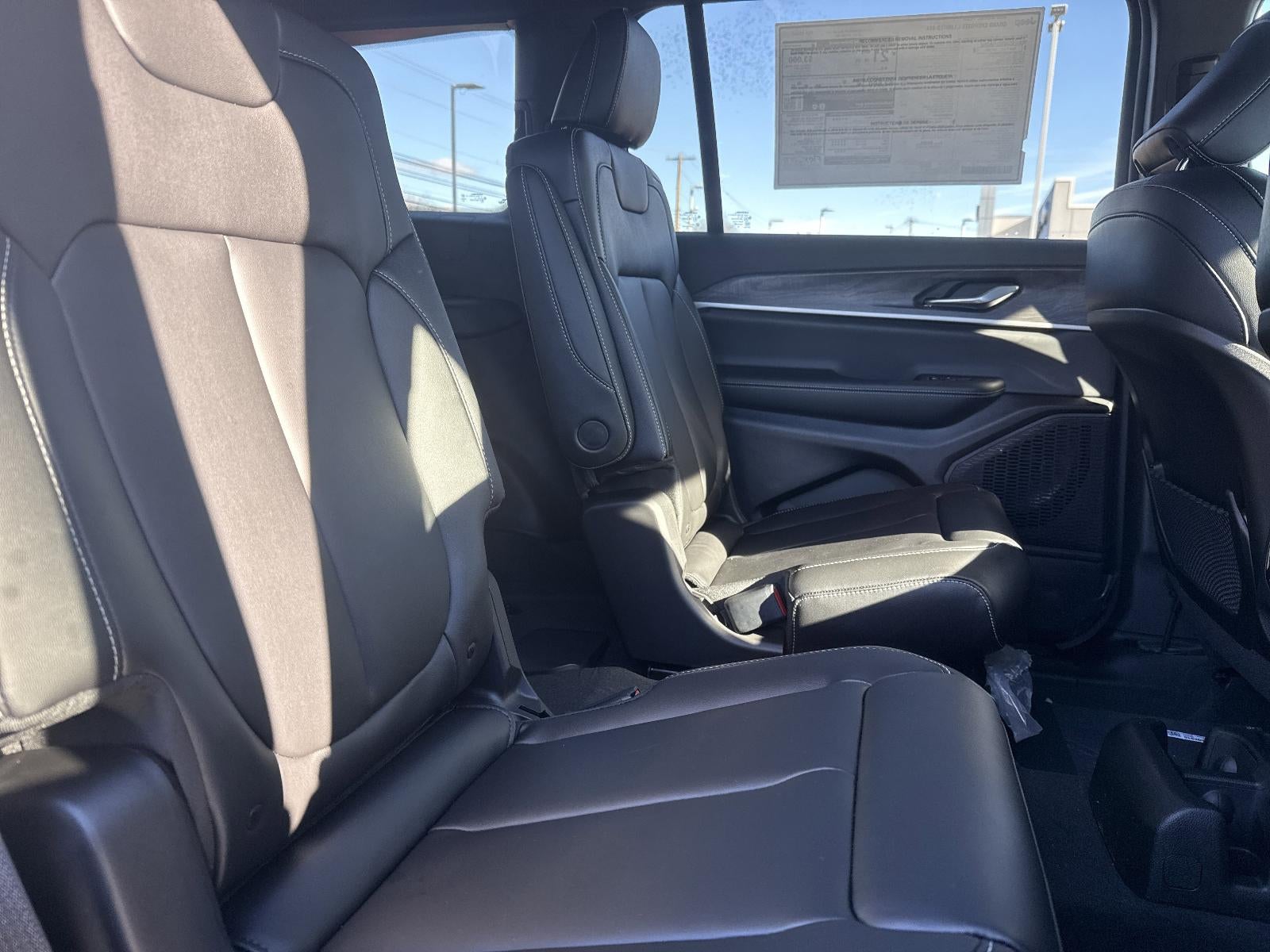 2025 Jeep Grand Cherokee L Limited 4x4