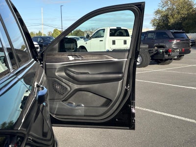 2025 Jeep Grand Cherokee L Limited 4x4