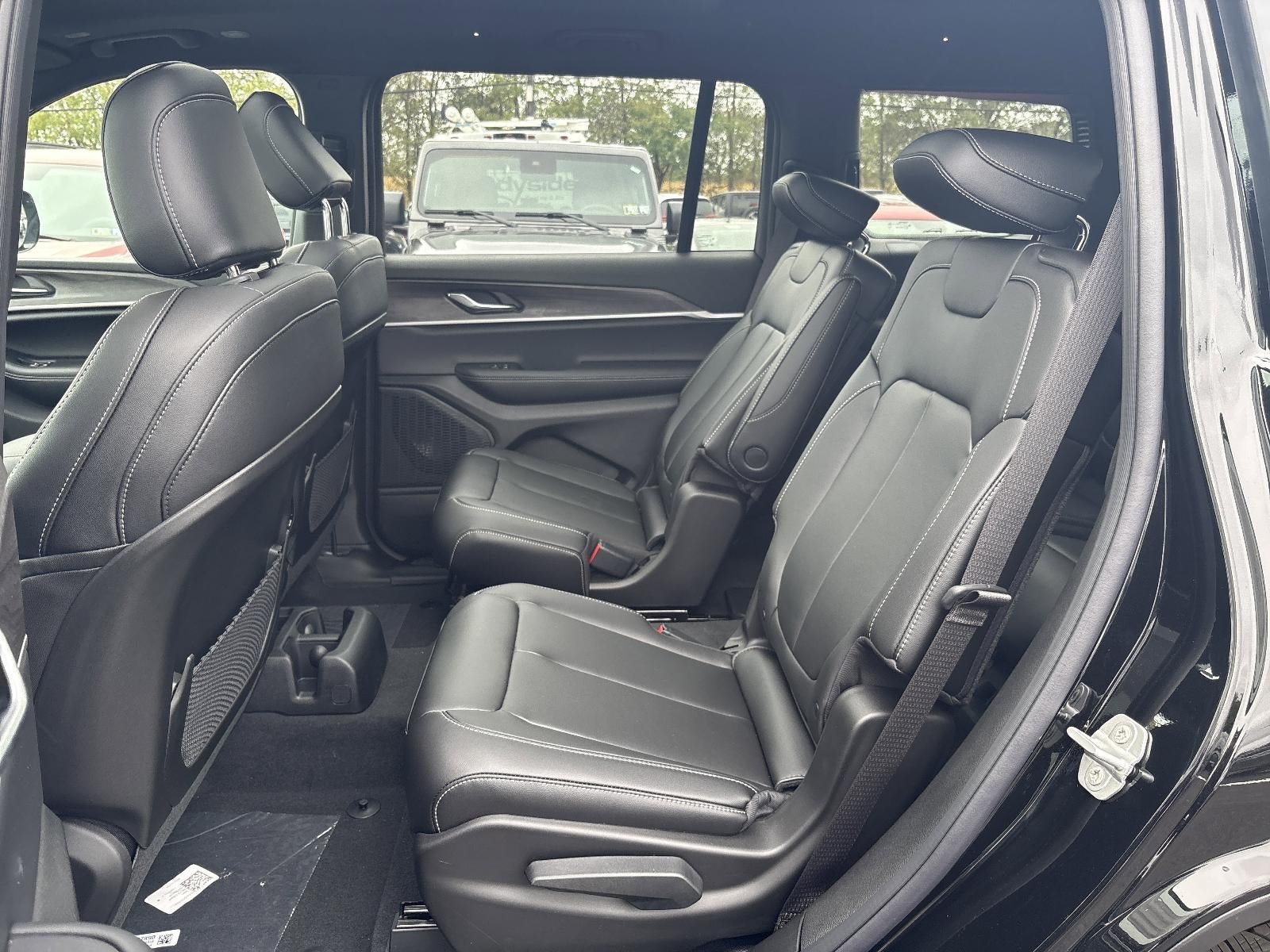 2025 Jeep Grand Cherokee L Limited 4x4