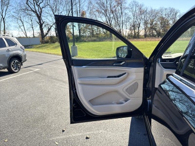 2025 Jeep Grand Cherokee L Limited 4x4