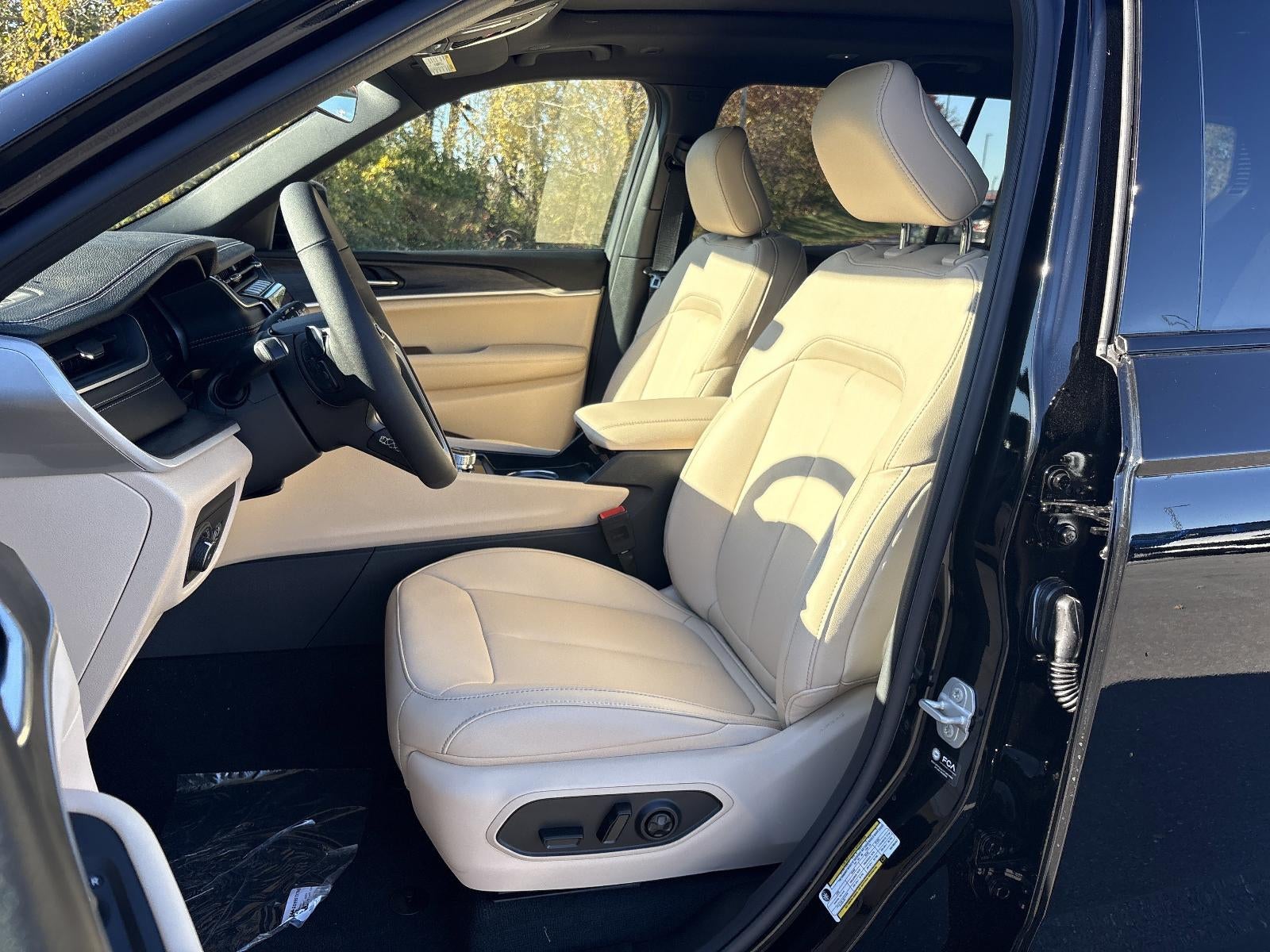 2025 Jeep Grand Cherokee L Limited 4x4