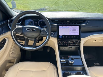 2025 Jeep Grand Cherokee L Limited 4x4