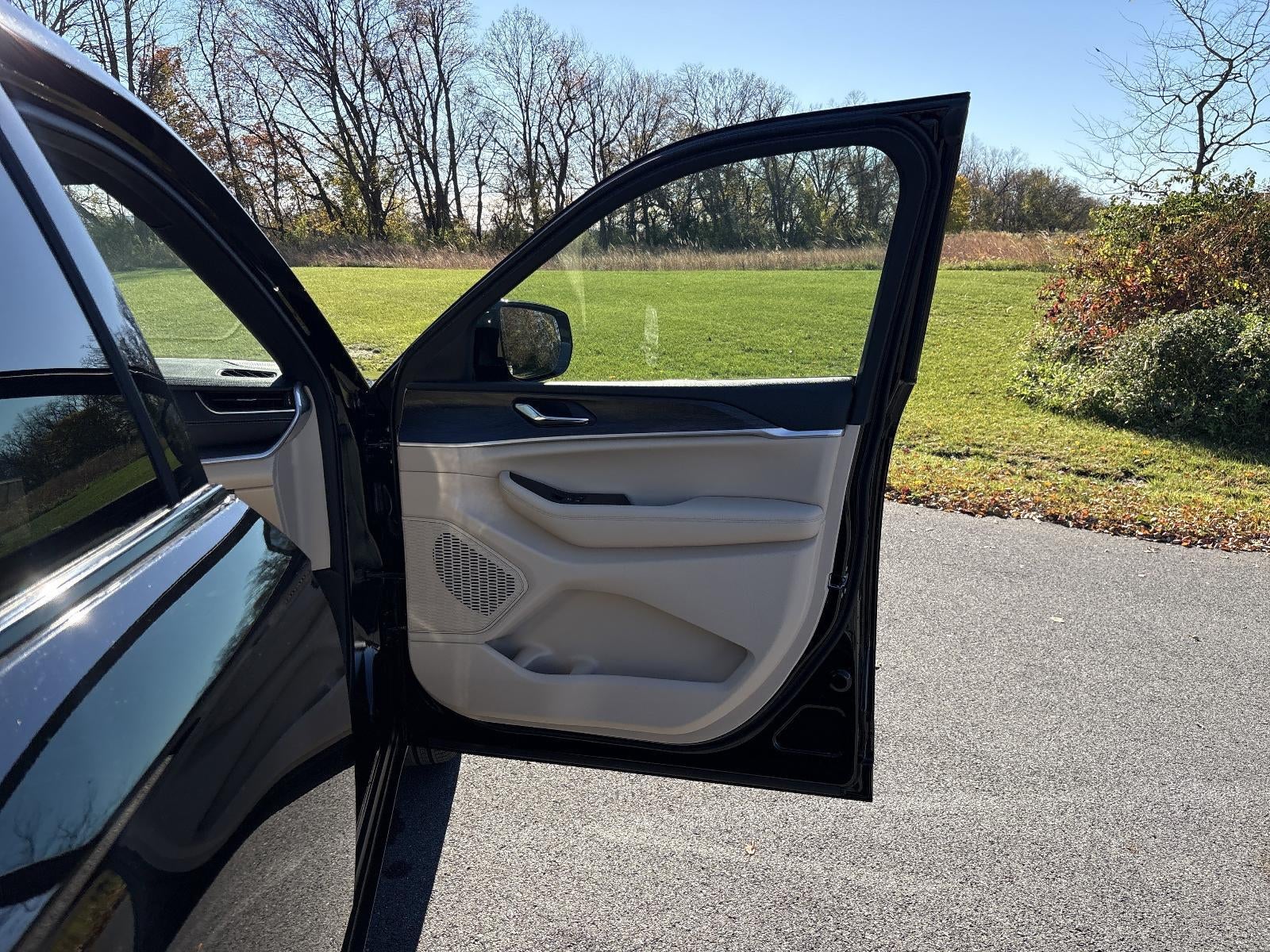 2025 Jeep Grand Cherokee L Limited 4x4