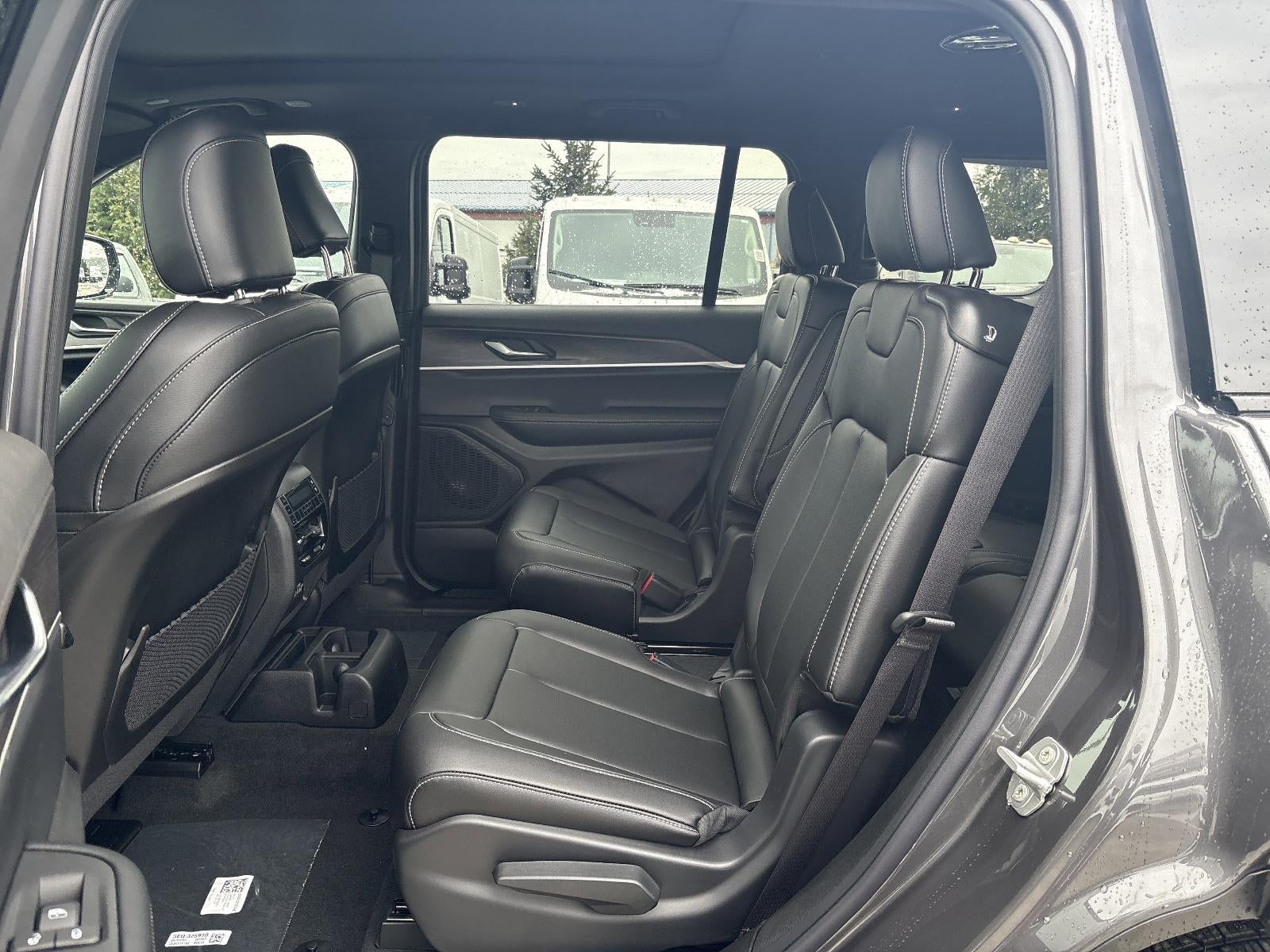 2025 Jeep Grand Cherokee L Limited 4x4