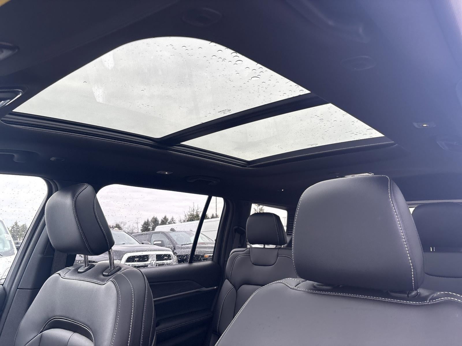 2025 Jeep Grand Cherokee L Limited 4x4