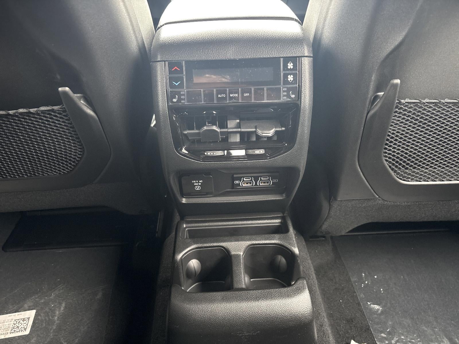 2025 Jeep Grand Cherokee L Limited 4x4