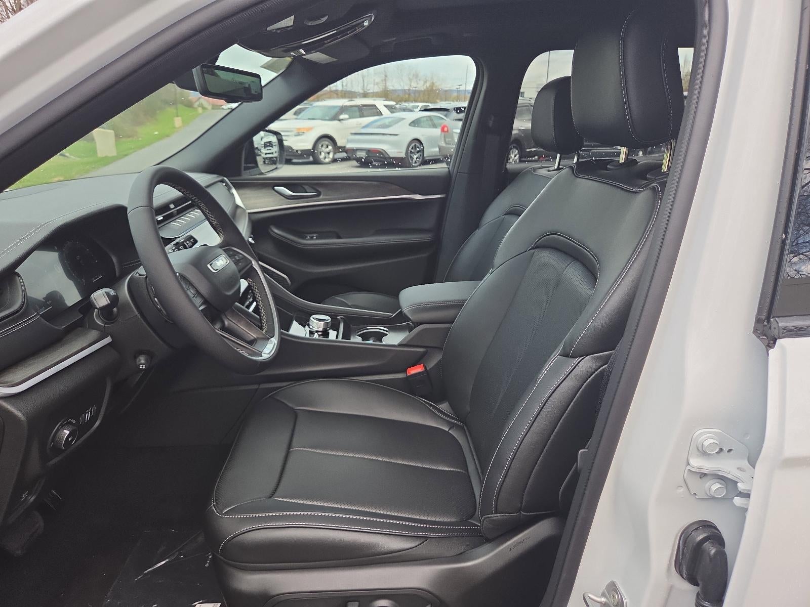 2026 Jeep Grand Cherokee L Limited 4x4