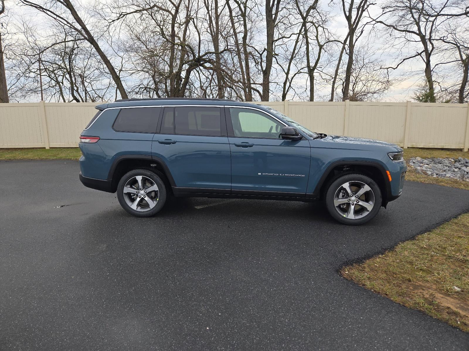 2026 Jeep Grand Cherokee L Limited 4x4