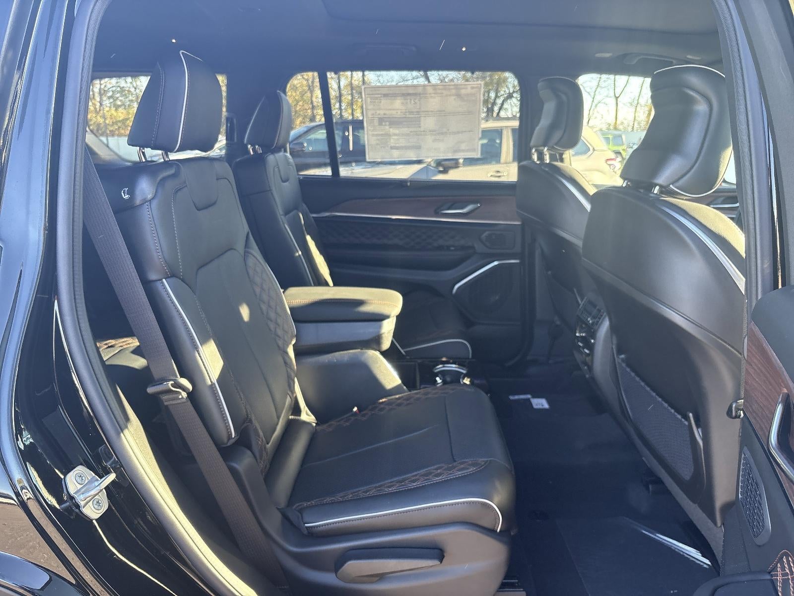 2025 Jeep Grand Cherokee L Summit 4x4