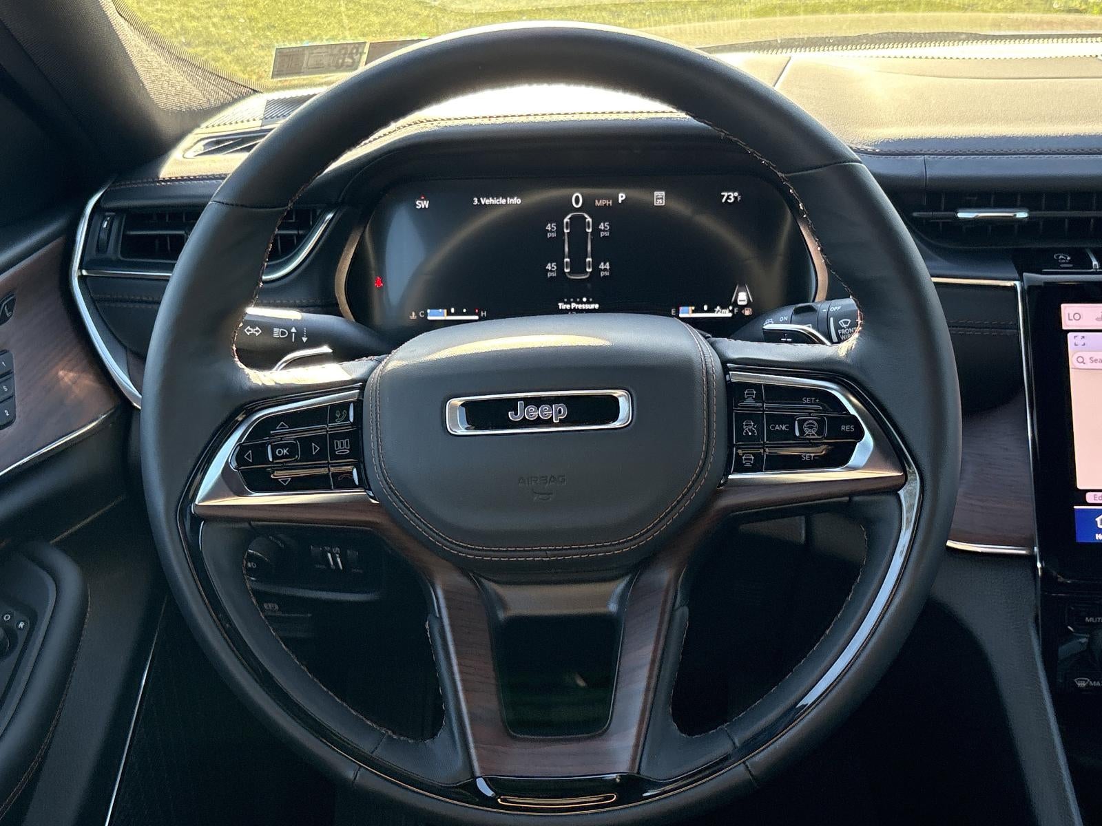 2025 Jeep Grand Cherokee L Summit 4x4