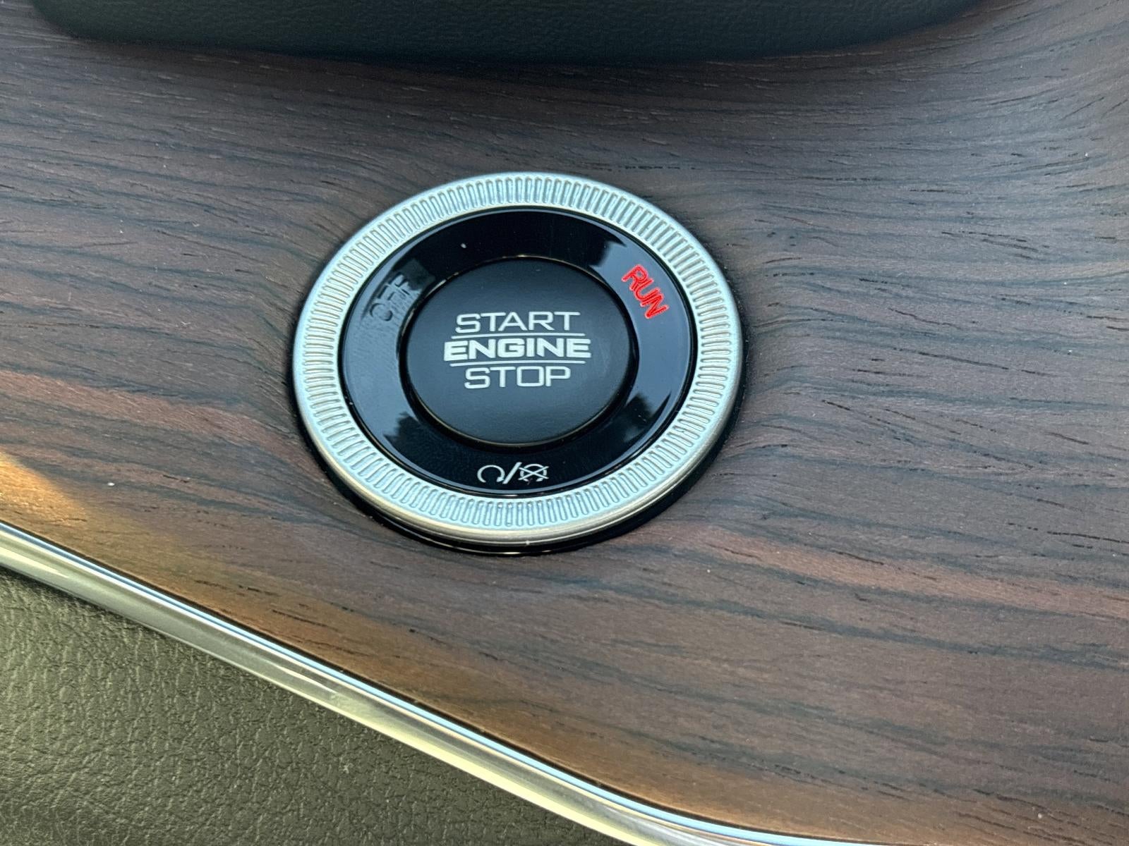 2025 Jeep Grand Cherokee L Summit 4x4