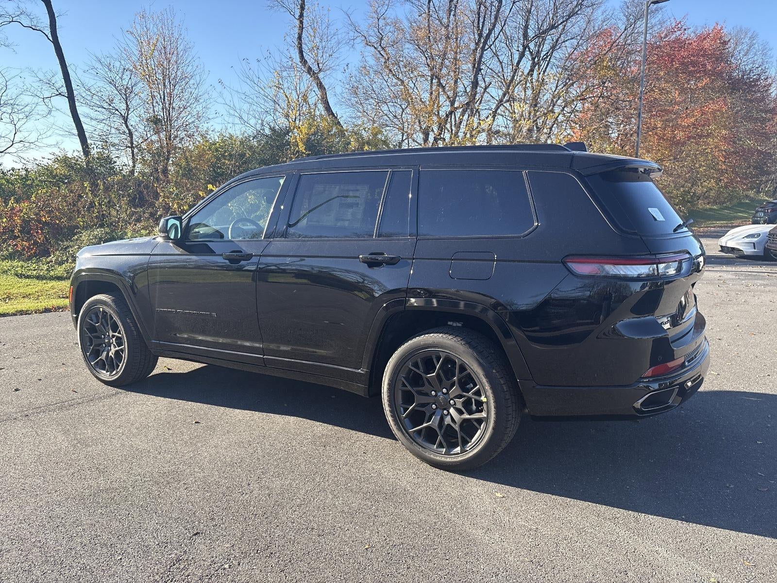 2025 Jeep Grand Cherokee L Summit 4x4