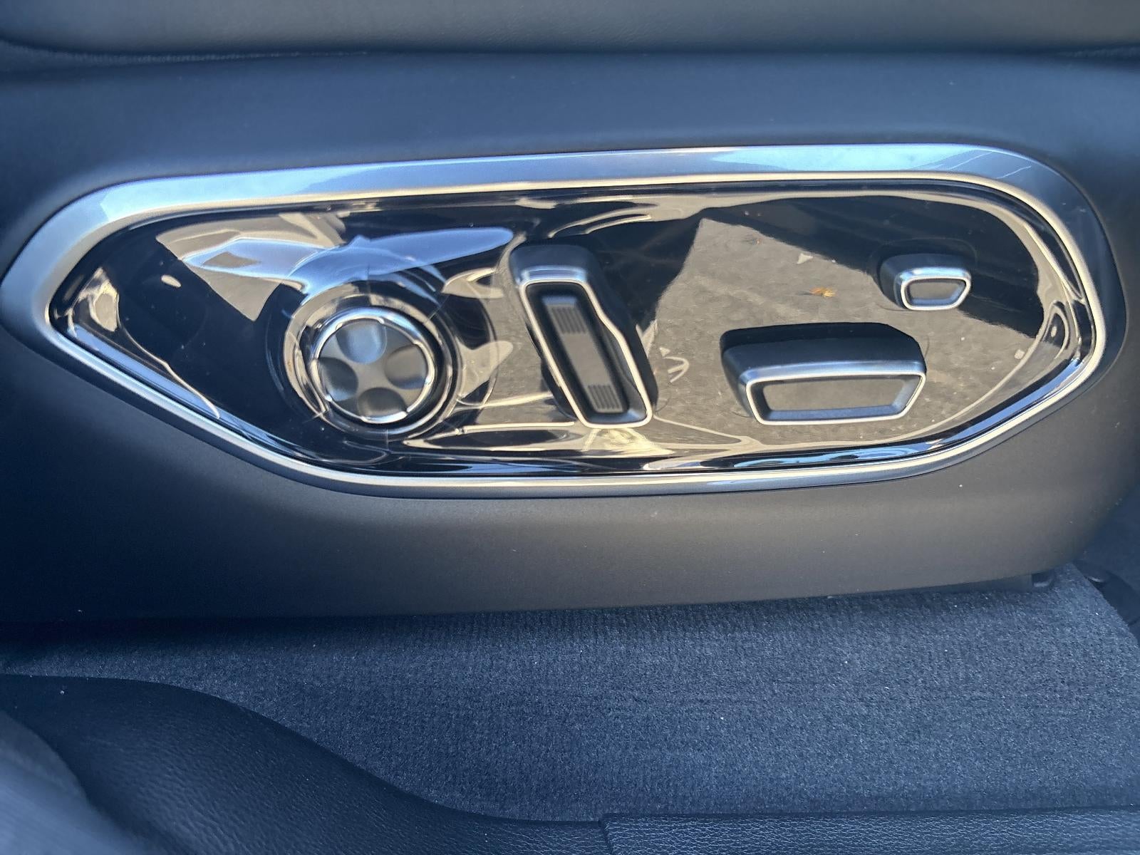 2025 Jeep Grand Cherokee L Summit 4x4