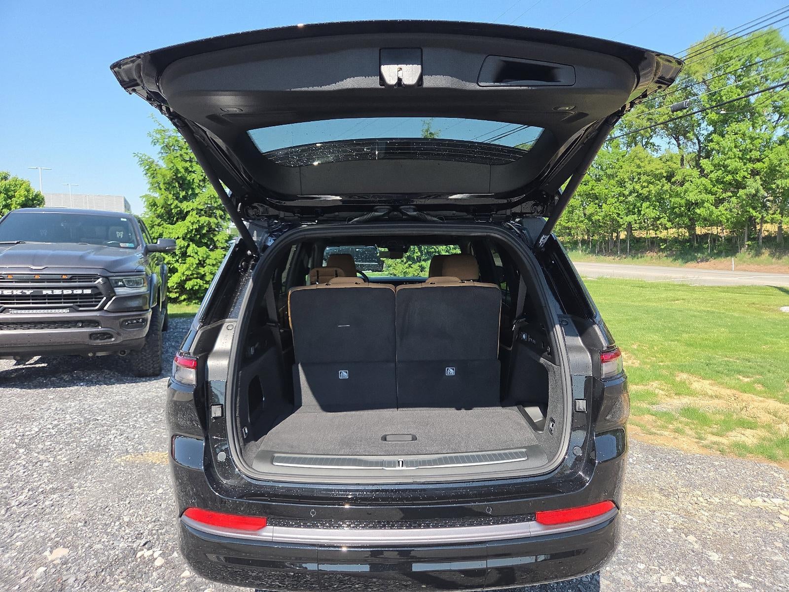 2026 Jeep Grand Cherokee L Summit 4x4