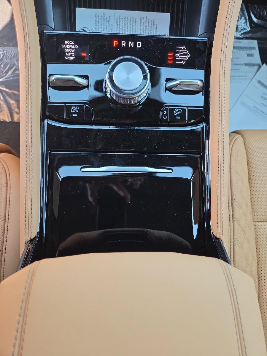 2026 Jeep Grand Cherokee L Summit 4x4