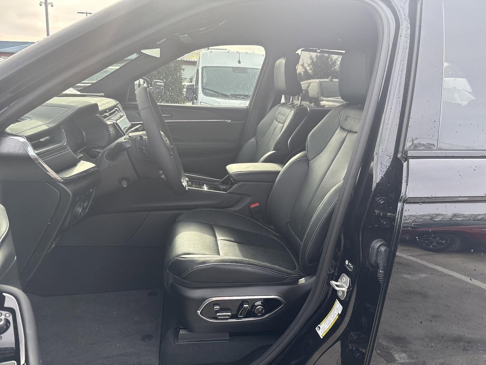 2024 Jeep Grand Cherokee 4xe Overland 4x4