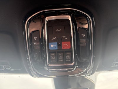 2024 Jeep Grand Cherokee 4xe Overland 4x4