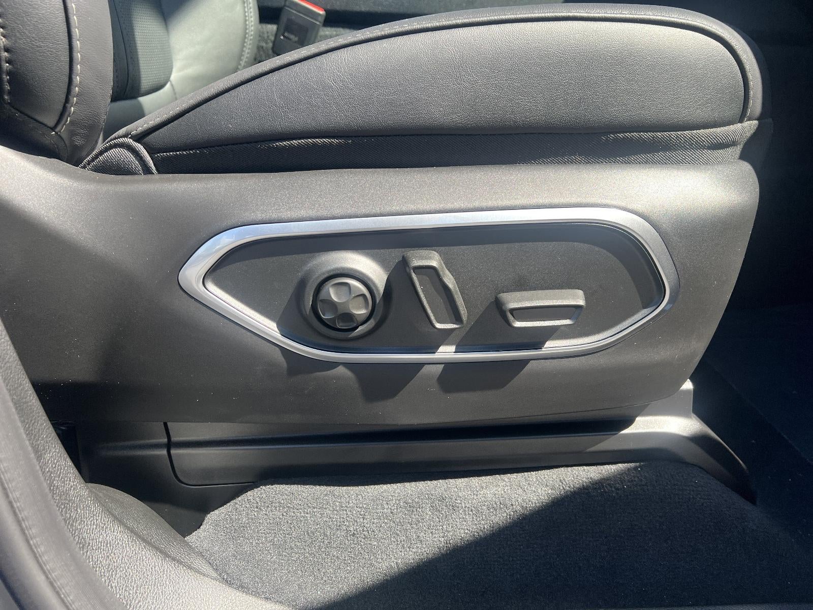 2026 Jeep Grand Wagoneer L Limited Altitude 4x4