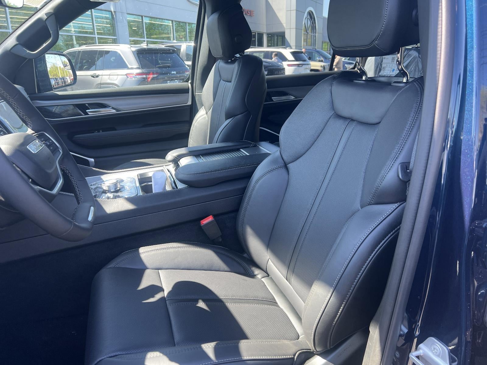 2026 Jeep Grand Wagoneer L Limited Altitude 4x4