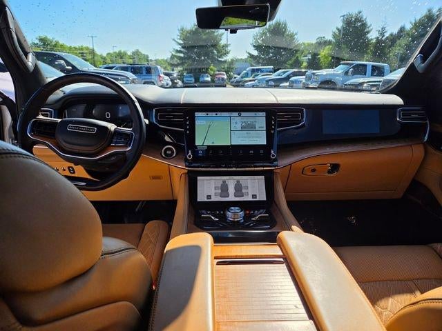 2023 Jeep Grand Wagoneer L Series III 4x4