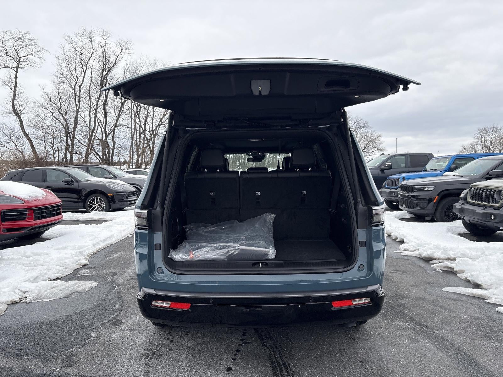 2026 Jeep Grand Wagoneer 4x4