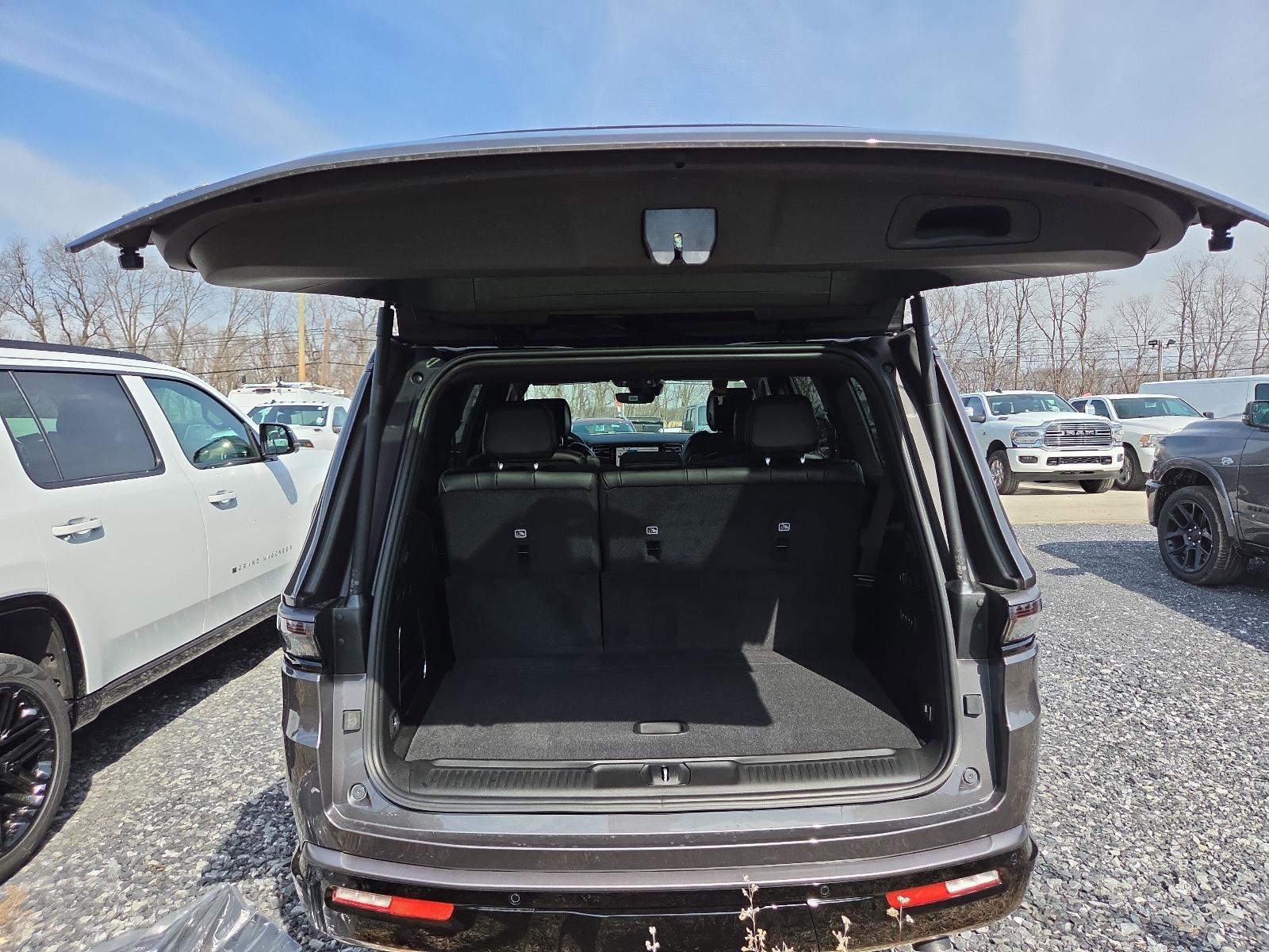 2026 Jeep Grand Wagoneer Upland 4x4