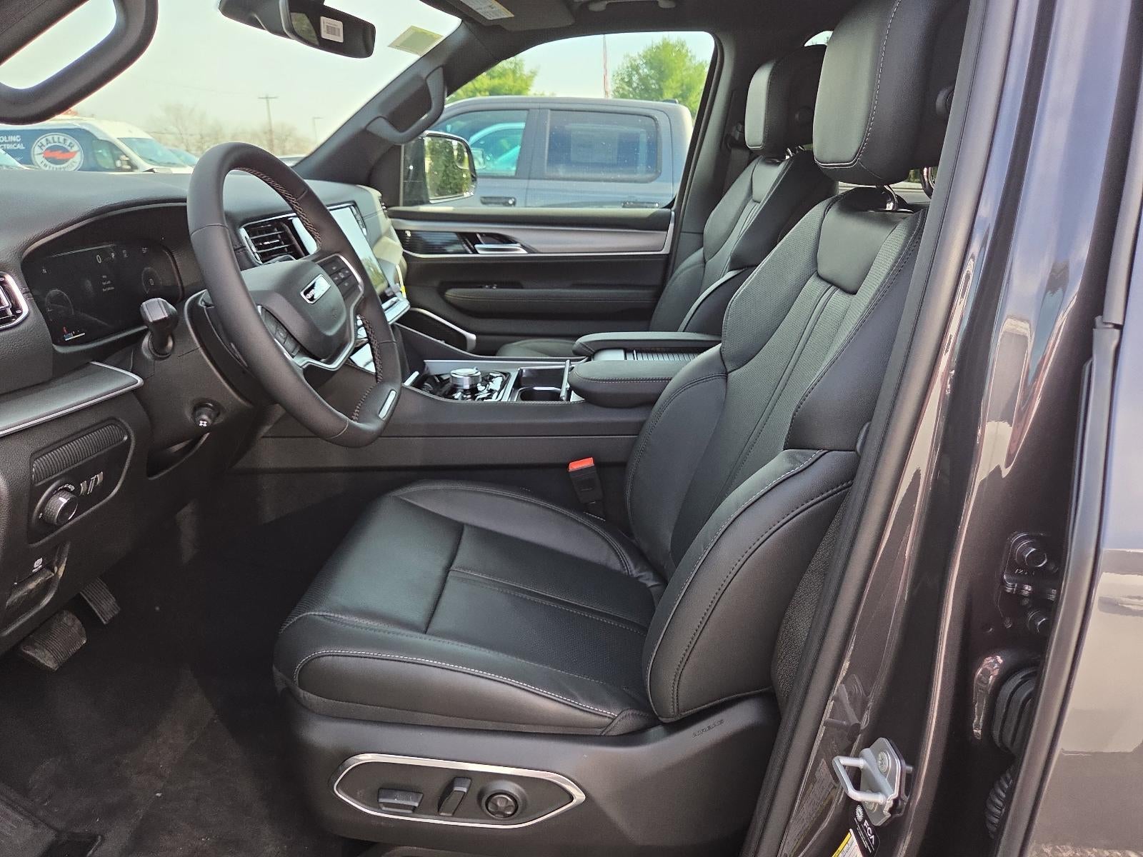 2026 Jeep Grand Wagoneer Upland 4x4