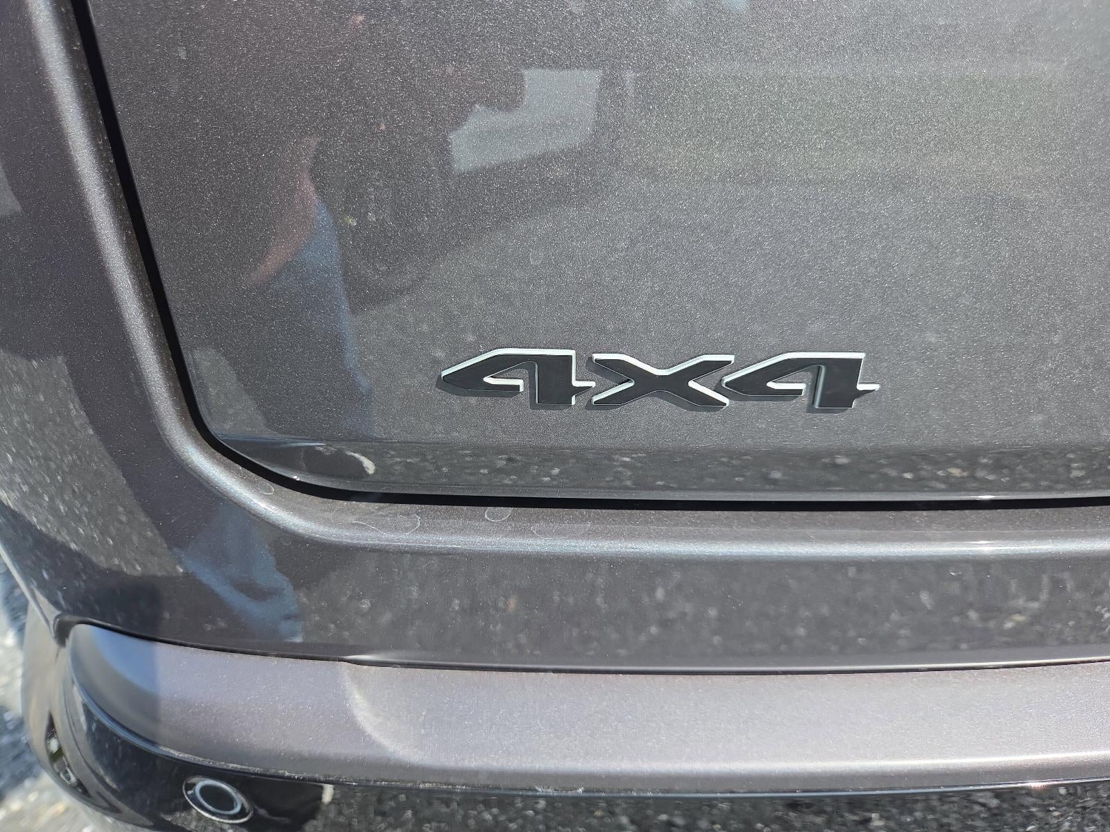 2026 Jeep Grand Wagoneer Upland 4x4