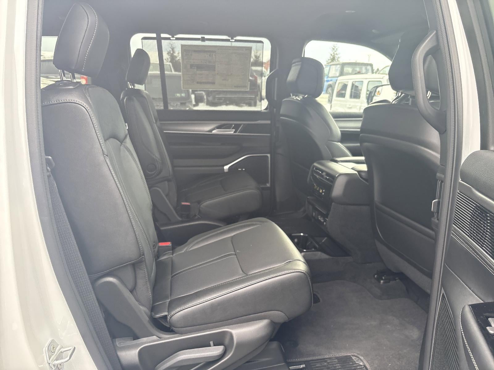 2026 Jeep Grand Wagoneer Limited Altitude 4x4