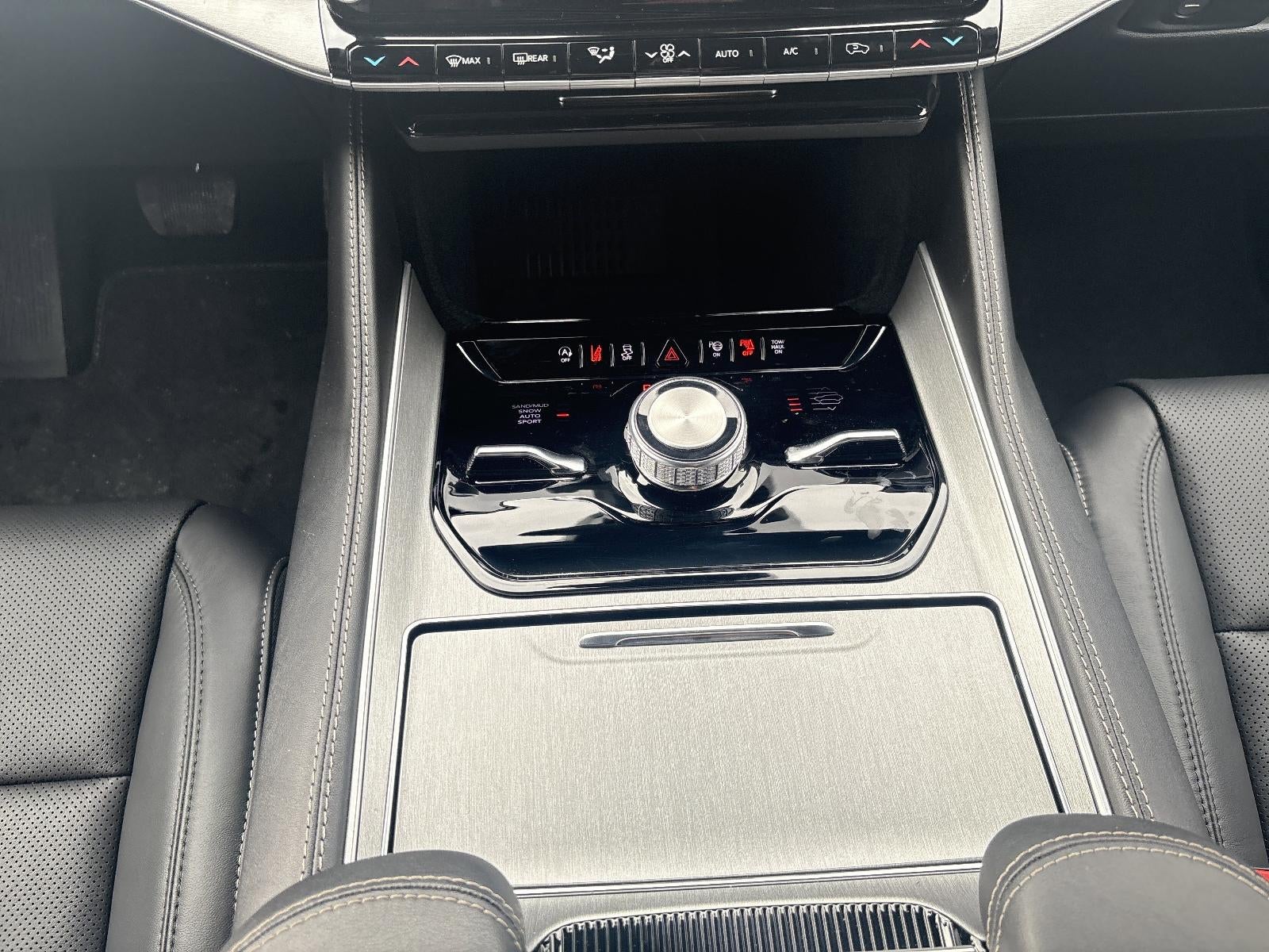 2026 Jeep Grand Wagoneer Limited Altitude 4x4