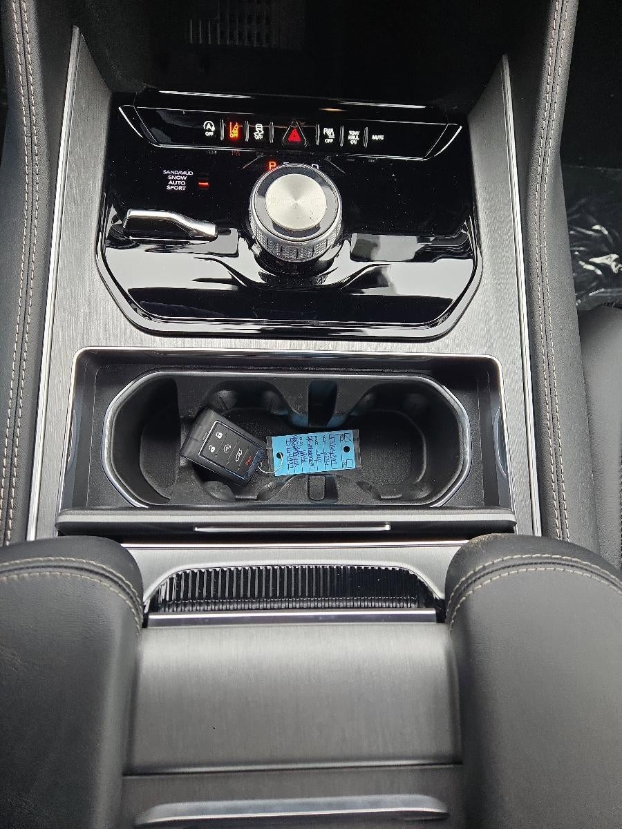 2026 Jeep Grand Wagoneer Limited Altitude 4x4