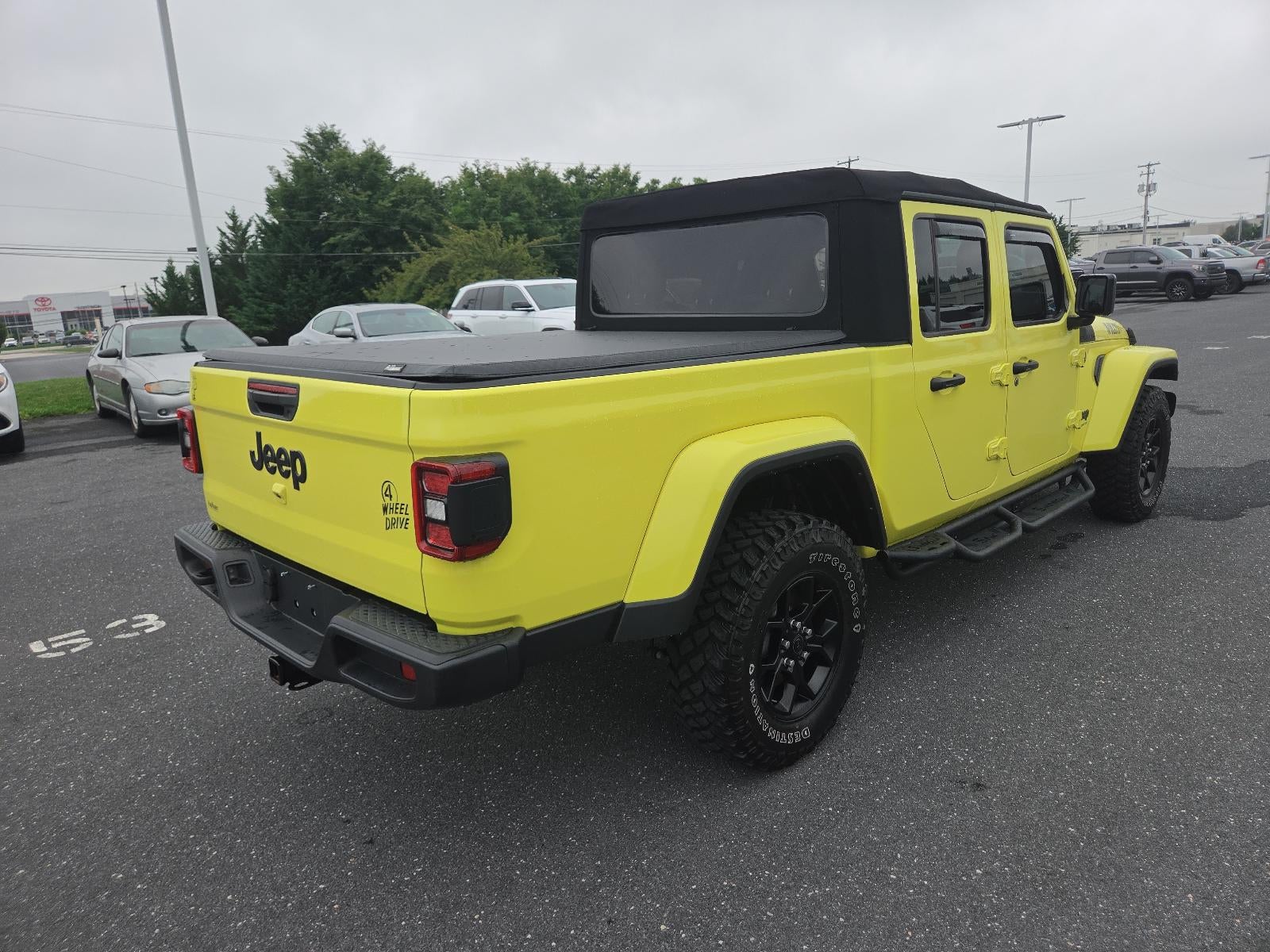 2024 Jeep Gladiator Willys 4x4