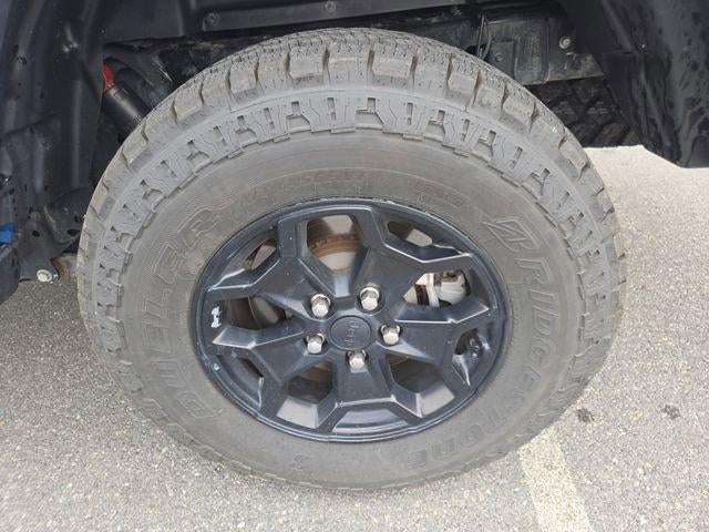 2021 Jeep Gladiator Willys 4x4